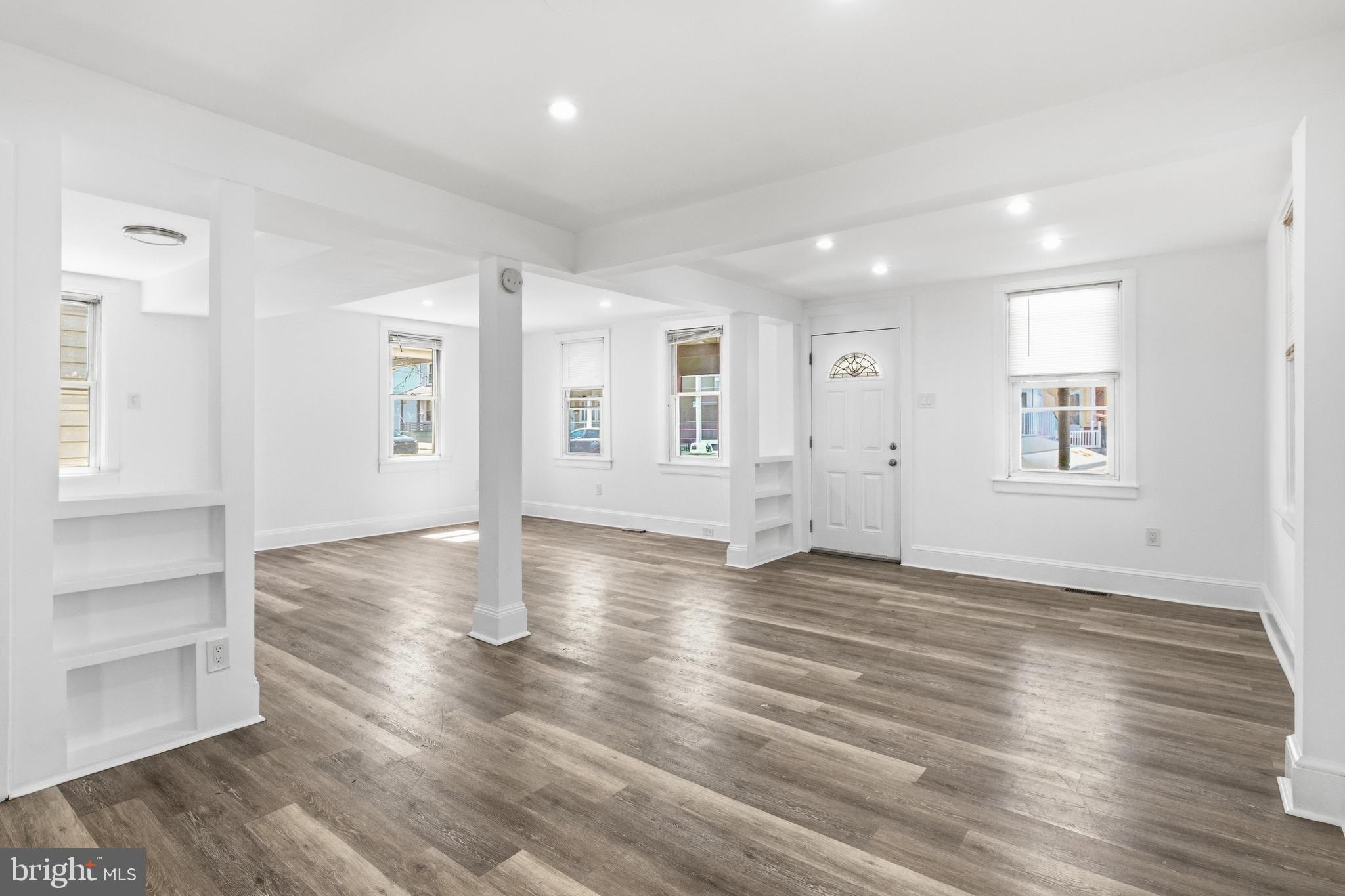 586 Baltimore Street Hanover, PA 17331 - Photo 4 of 23 Great Room