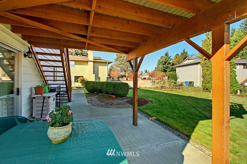 12818 Southeast 186th Street Renton, WA 98058 - Photo 13 of 15 Gallery Image 13