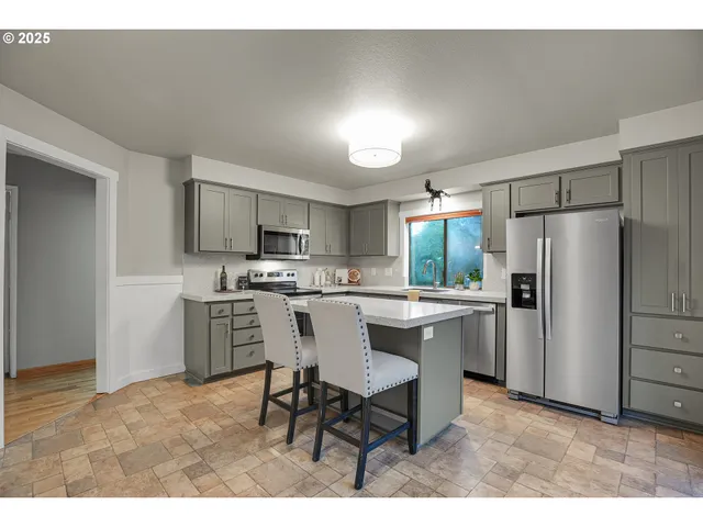 $650,000 | 18840 Southwest Hart Road, Beaverton, OR 97007