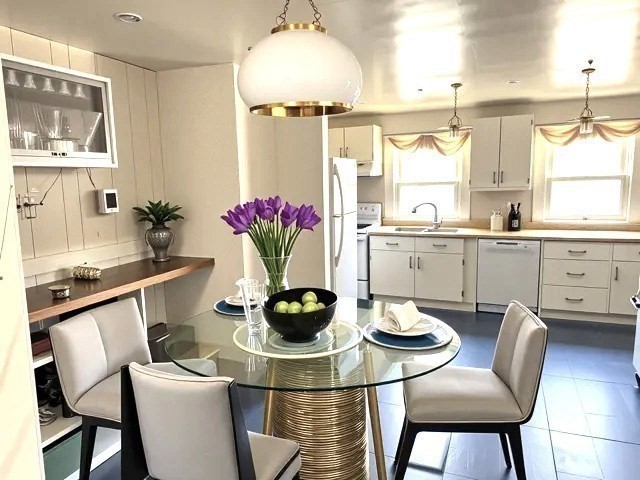 8 Ralph Piteri Terrace, Unit 1 Watertown, MA 02472 - Photo 2 of 10