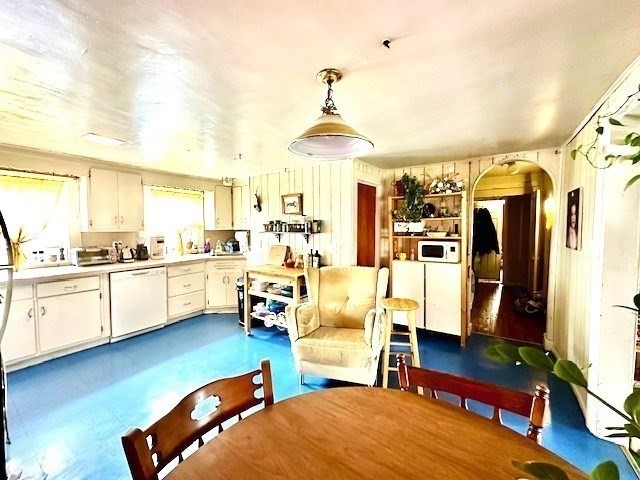 8 Ralph Piteri Terrace, Unit 1 Watertown, MA 02472 - Photo 3 of 10