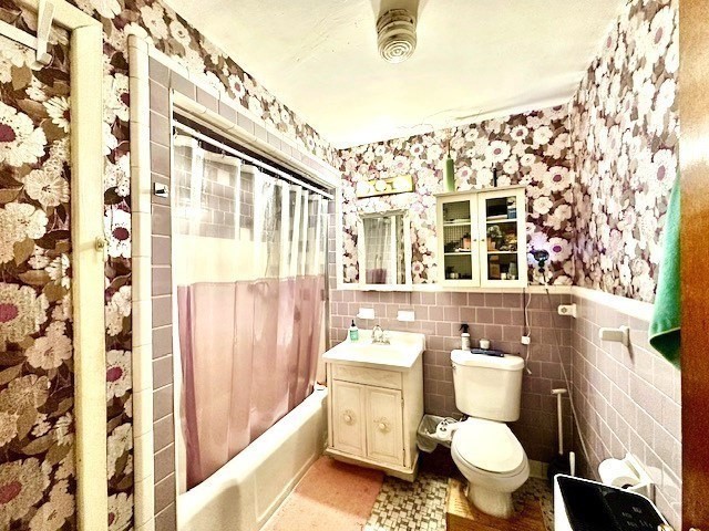 8 Ralph Piteri Terrace, Unit 1 Watertown, MA 02472 - Photo 6 of 10