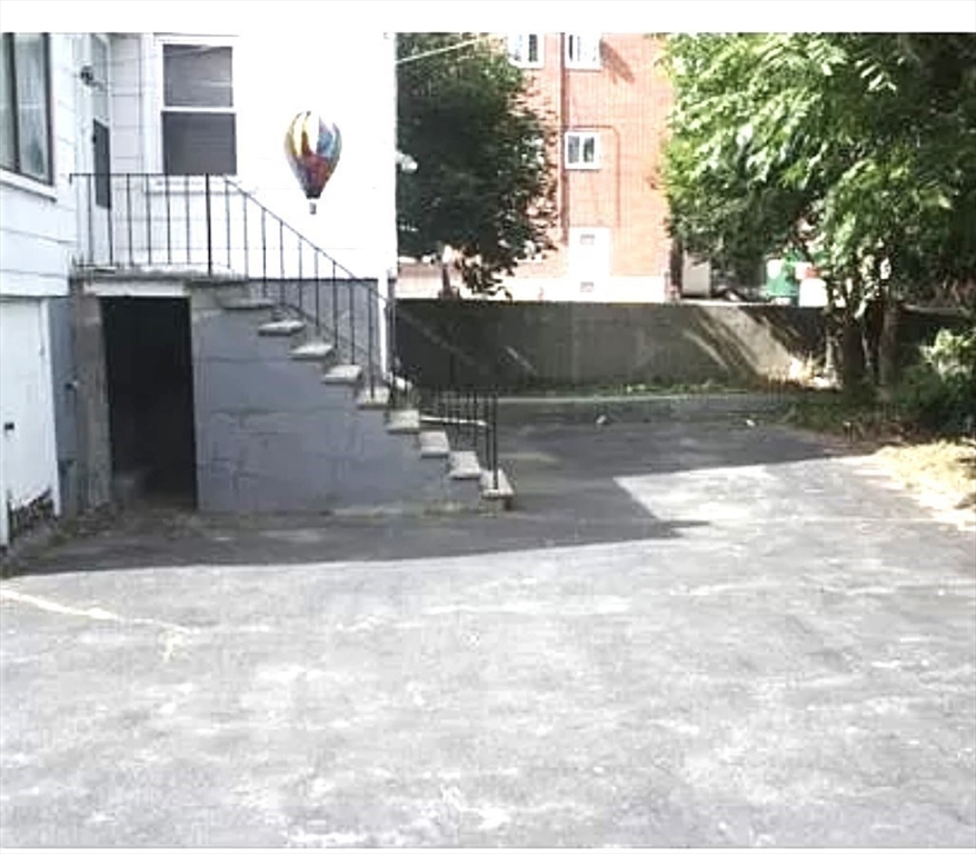 8 Ralph Piteri Terrace, Unit 1 Watertown, MA 02472 - Photo 8 of 10