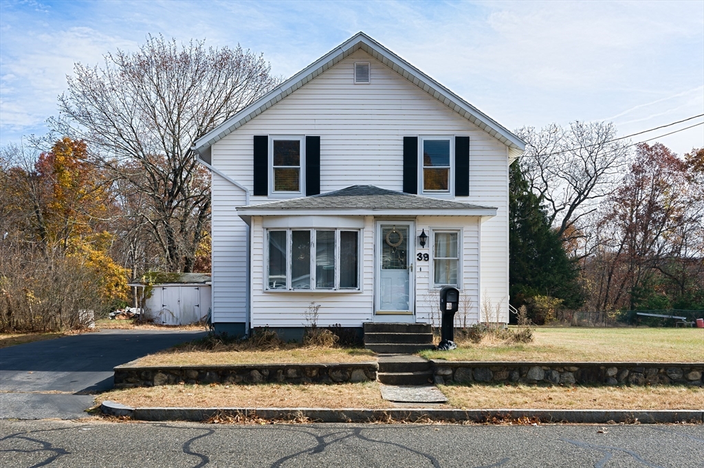 39 Eagle Street Ware, MA 01082 - Photo 1 of 33 Gallery Image 1