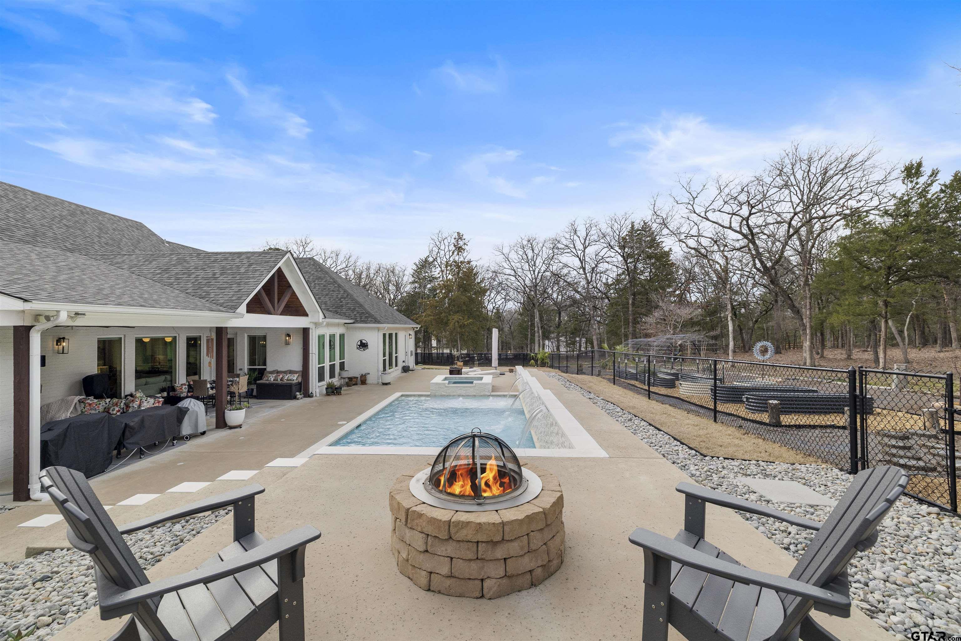 23316 Fm 1995 Lindale, TX 75771 - Photo 37 of 47