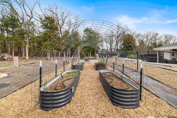 $989,000 | 23316 Fm 1995, Lindale, TX 75771