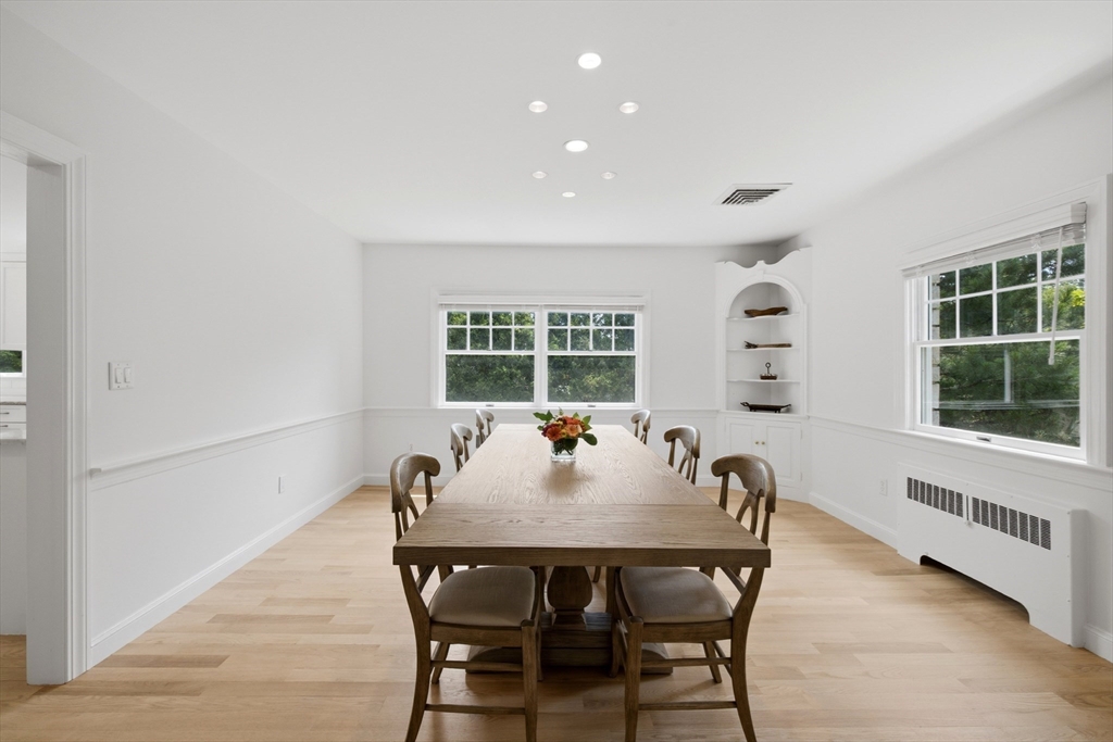181 Rutledge Road Belmont, MA 02478 - Photo 8 of 40