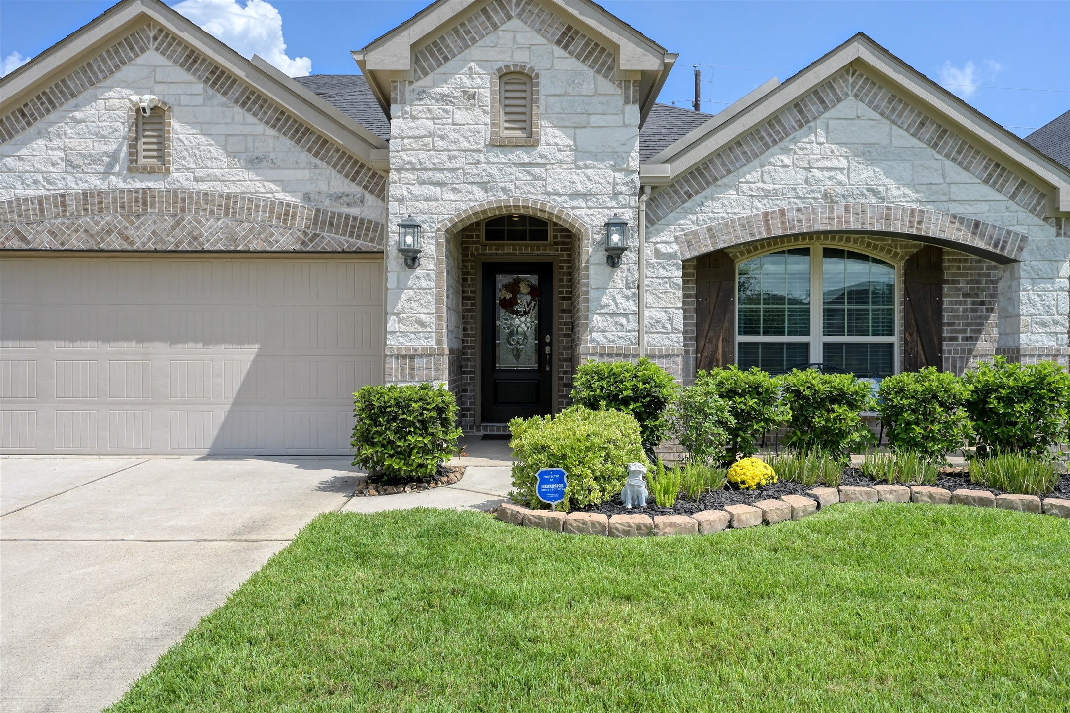 3465 Stablewood Grove Lane Spring, TX 77386 - Photo 2 of 49 Located in the desired Falls at Imperial Oaks is known for its top-rated schools and award-winning amenities