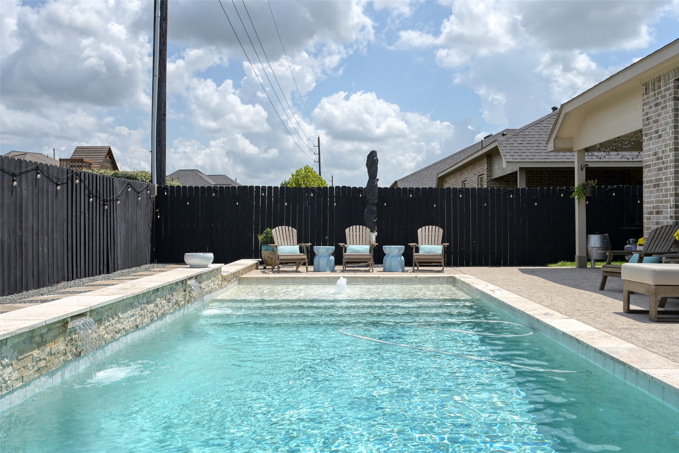 3465 Stablewood Grove Lane Spring, TX 77386 - Photo 36 of 49 a house view with a sitting space and garden