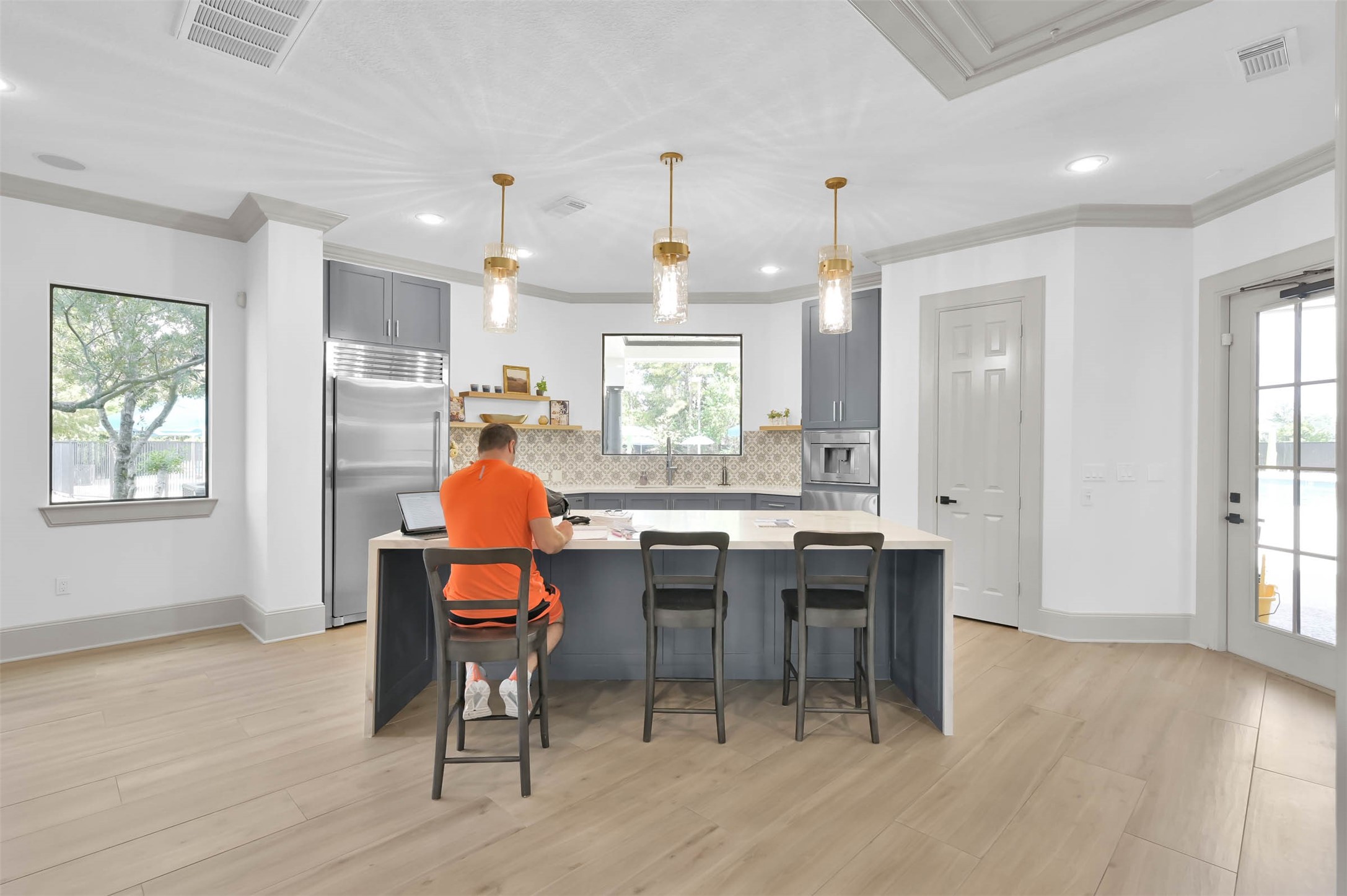 3465 Stablewood Grove Lane Spring, TX 77386 - Photo 45 of 50 a living room with furniture a dining table and chairs