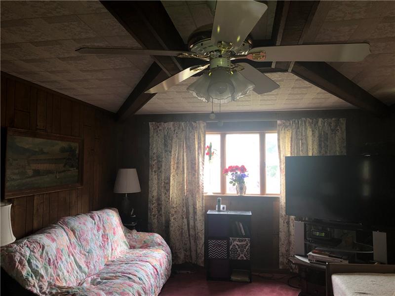 653 Pennsylvania Avenue Rochester, PA 15074 - Photo 13 of 24 Gallery Image 13