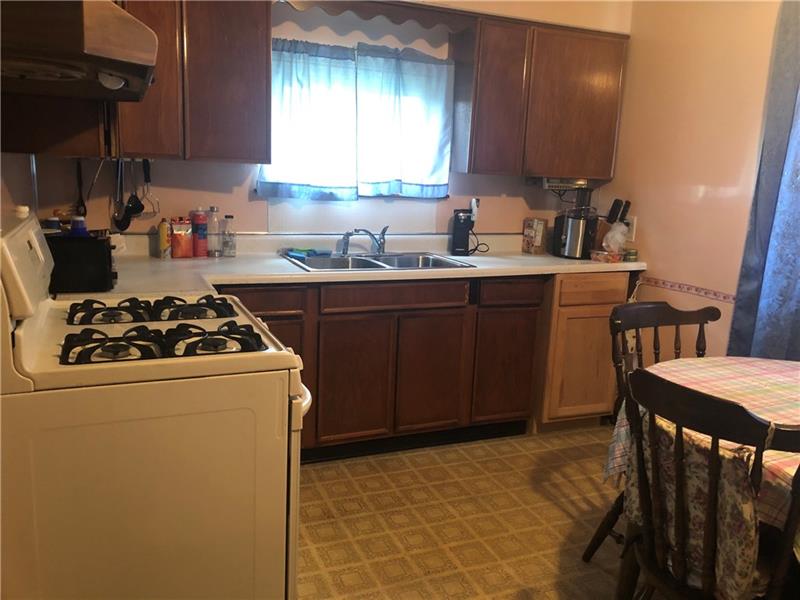 653 Pennsylvania Avenue Rochester, PA 15074 - Photo 15 of 24 Gallery Image 15