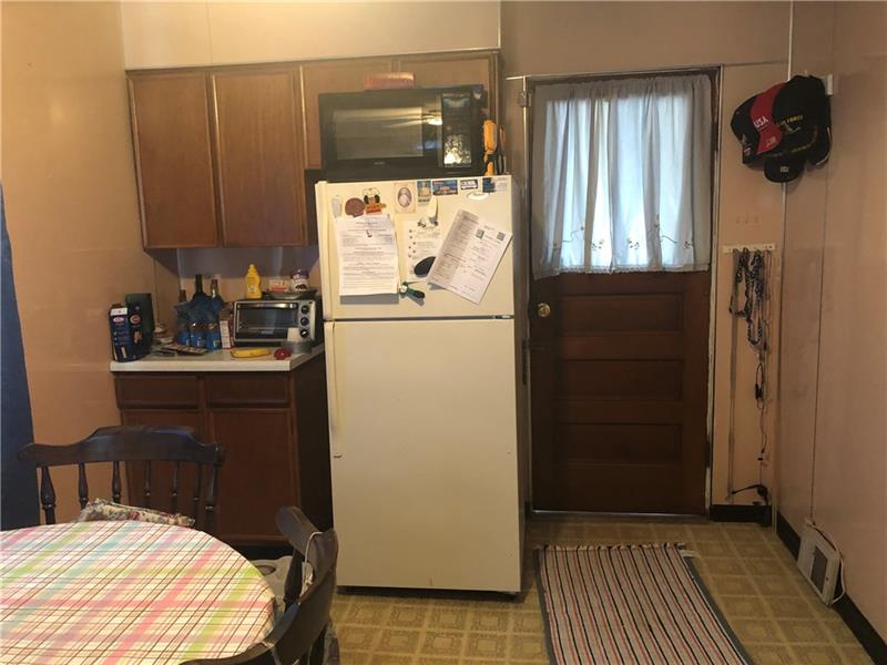 653 Pennsylvania Avenue Rochester, PA 15074 - Photo 17 of 24 Gallery Image 17