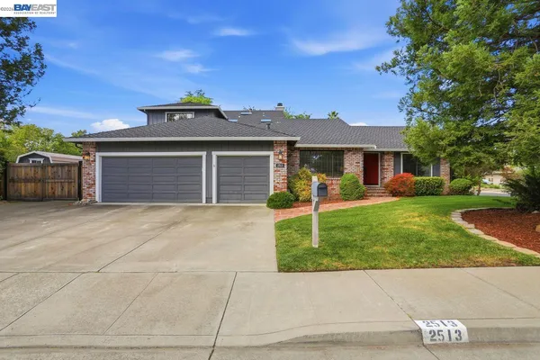 $1,750,000 | 2513 Chateau Way, Livermore, CA 94550