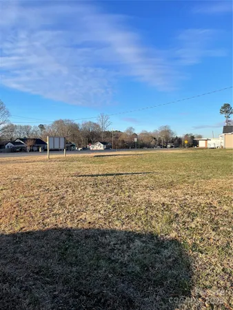 $90,000 | 1500 Shelby Road, Kings Mountain, NC 28086