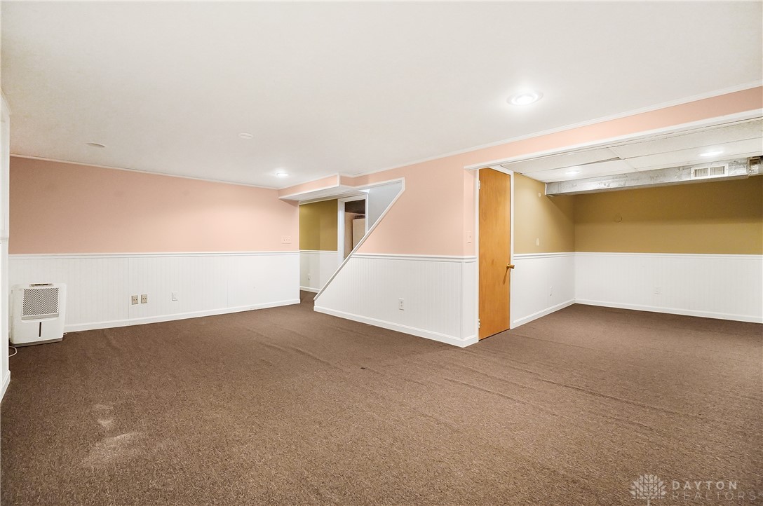4561 West Ridgewood Road Springfield, OH 45503 - Photo 20 of 34