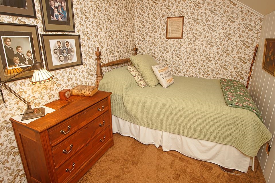 227 West Jamaica Road Stratton, VT 05360 - Photo 19 of 29