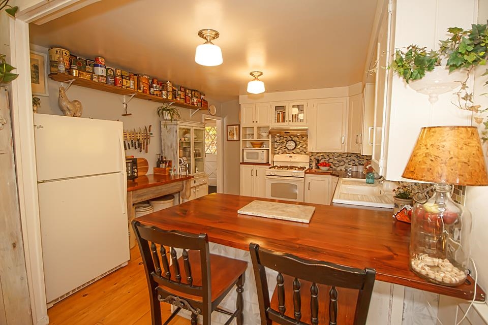 227 West Jamaica Road Stratton, VT 05360 - Photo 9 of 29