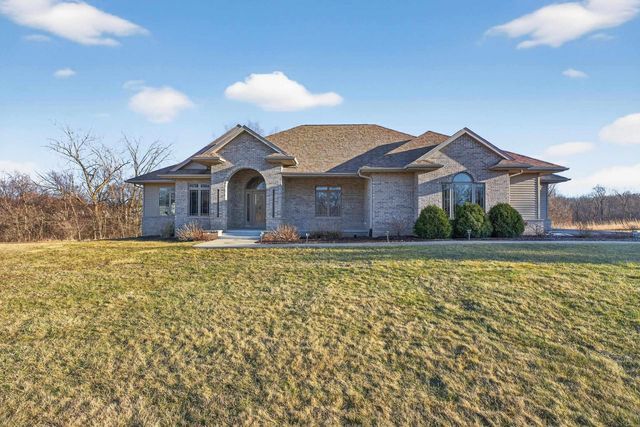 $650,000 | 3090 59th Street Trail, Vinton, IA 52349