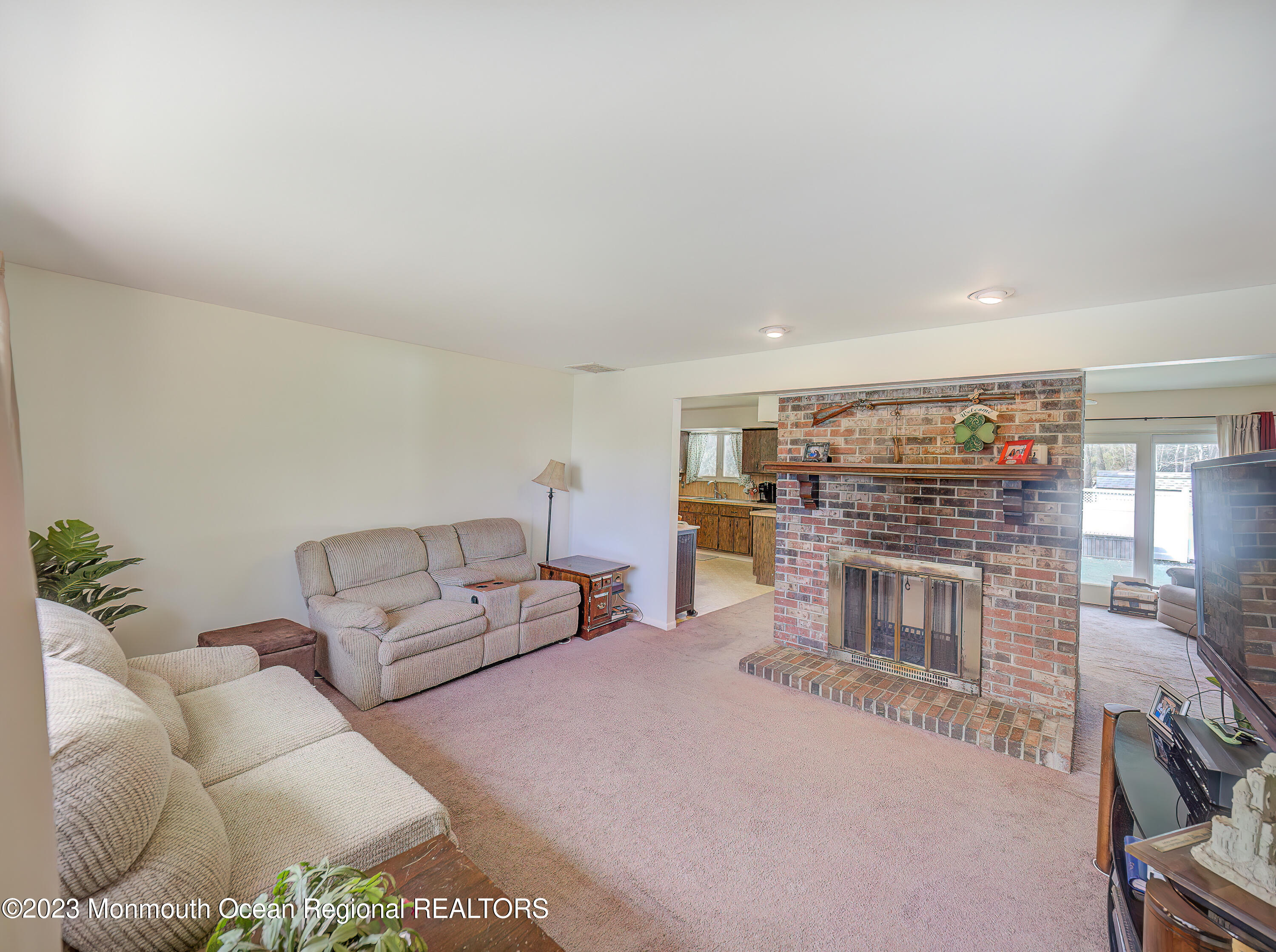 12 Georgia Road Freehold, NJ 07728 - Photo 4 of 18 georgia_21