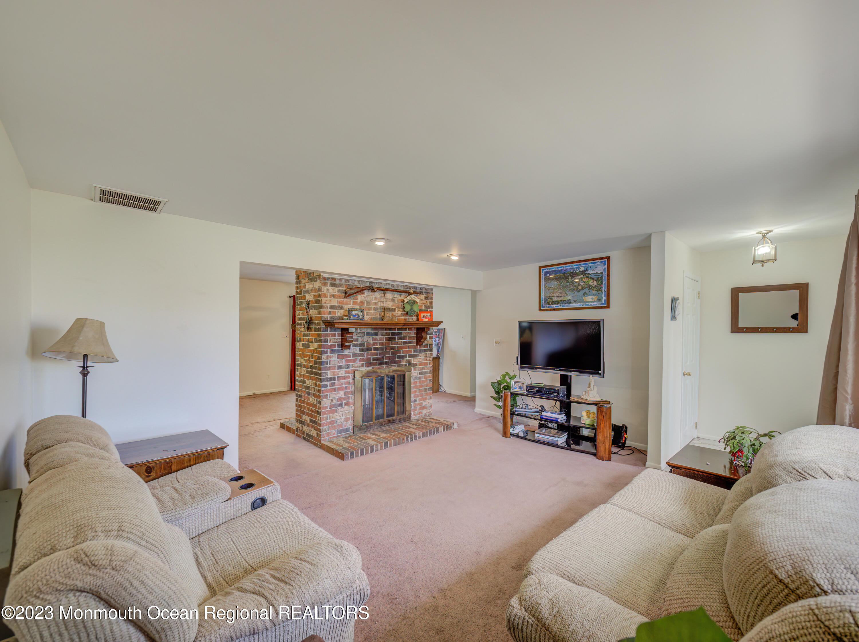 12 Georgia Road Freehold, NJ 07728 - Photo 5 of 18 georgia_29