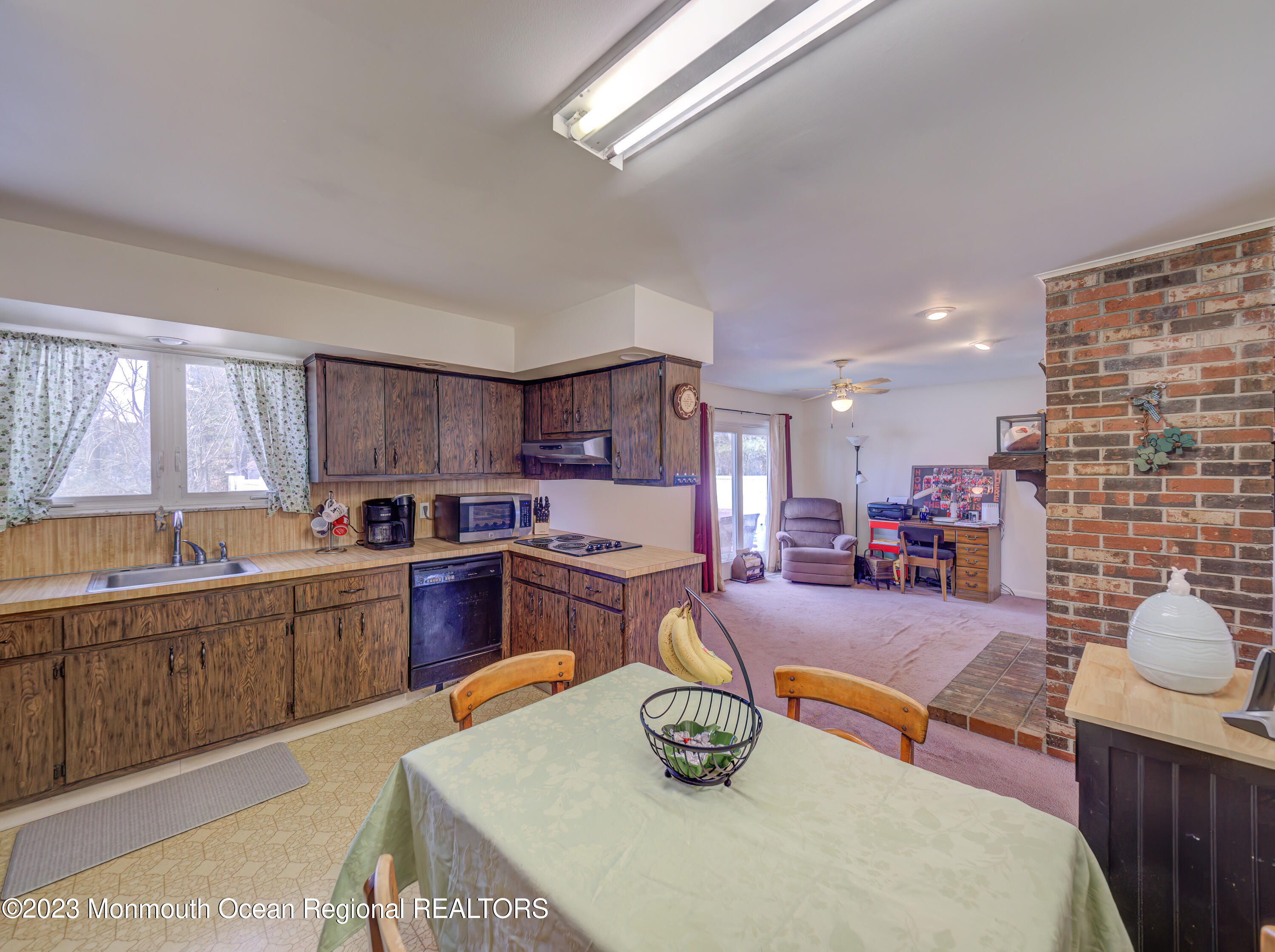 12 Georgia Road Freehold, NJ 07728 - Photo 7 of 18 georgia_24
