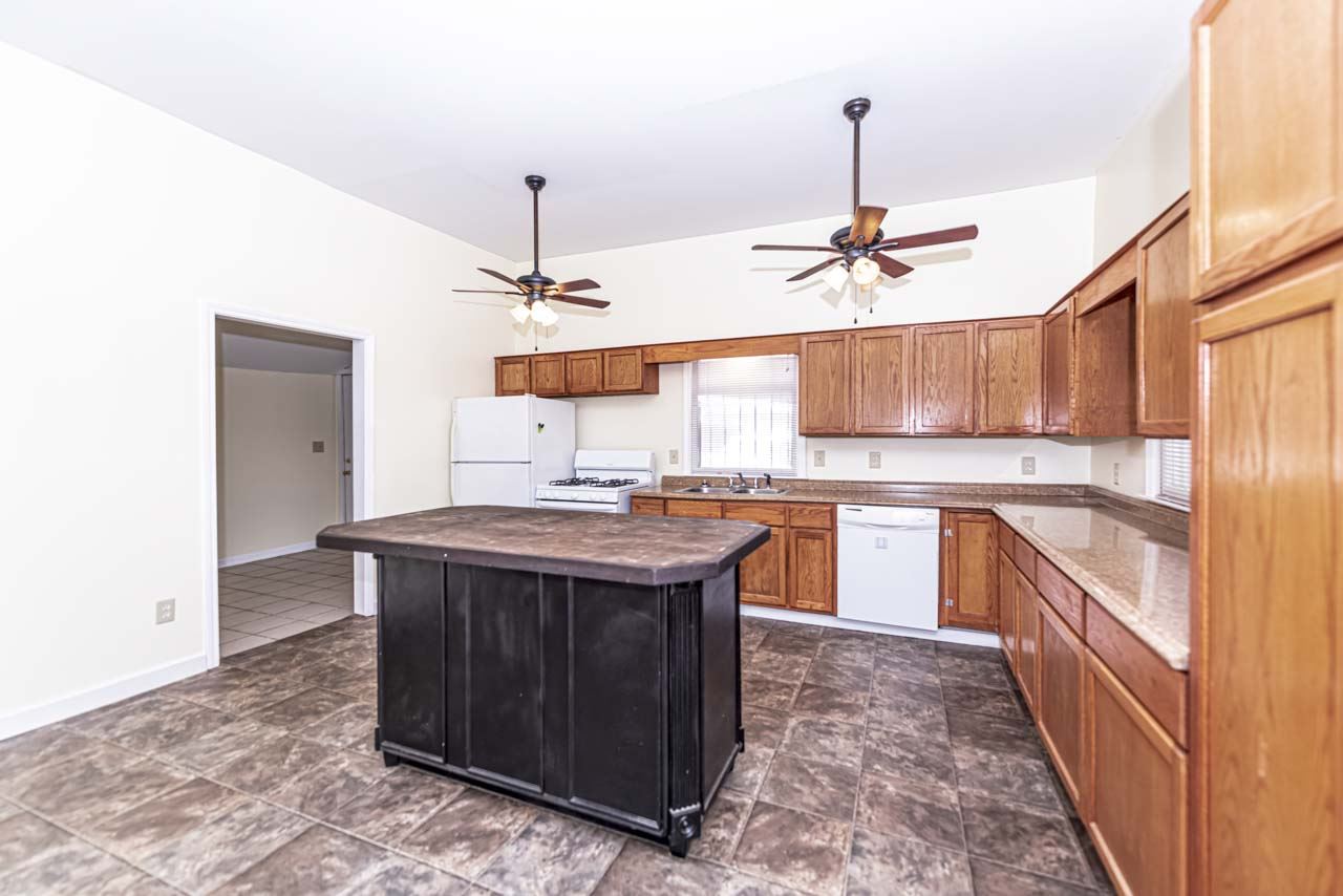 301 North Maple Street Covington, TN 38019 - Photo 3 of 25