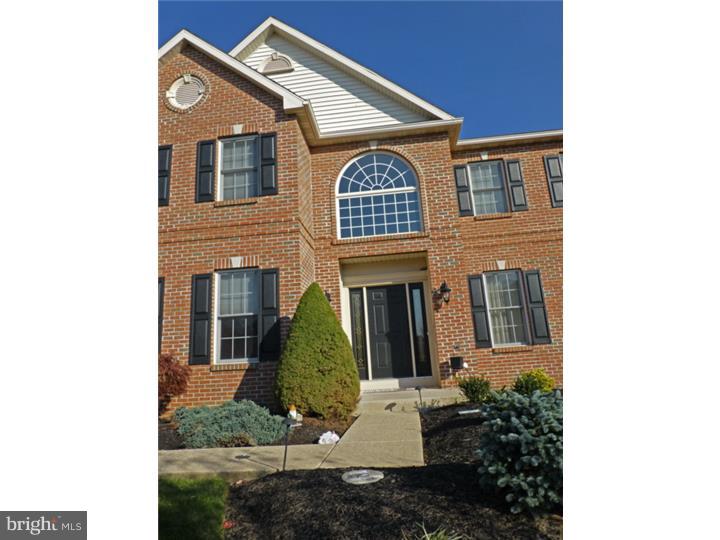 33 Fairwood Avenue Sinking Spring, PA 19608 - Photo 2 of 25 Exterior Front