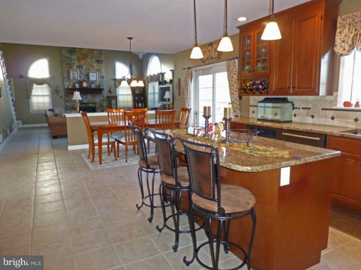 33 Fairwood Avenue Sinking Spring, PA 19608 - Photo 13 of 25 Kitchen