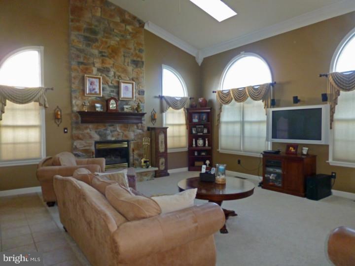 33 Fairwood Avenue Sinking Spring, PA 19608 - Photo 14 of 25 Great Room