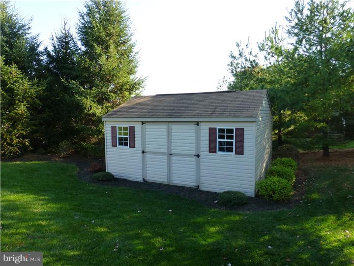 33 Fairwood Avenue Sinking Spring, PA 19608 - Photo 6 of 25 Storage Shed