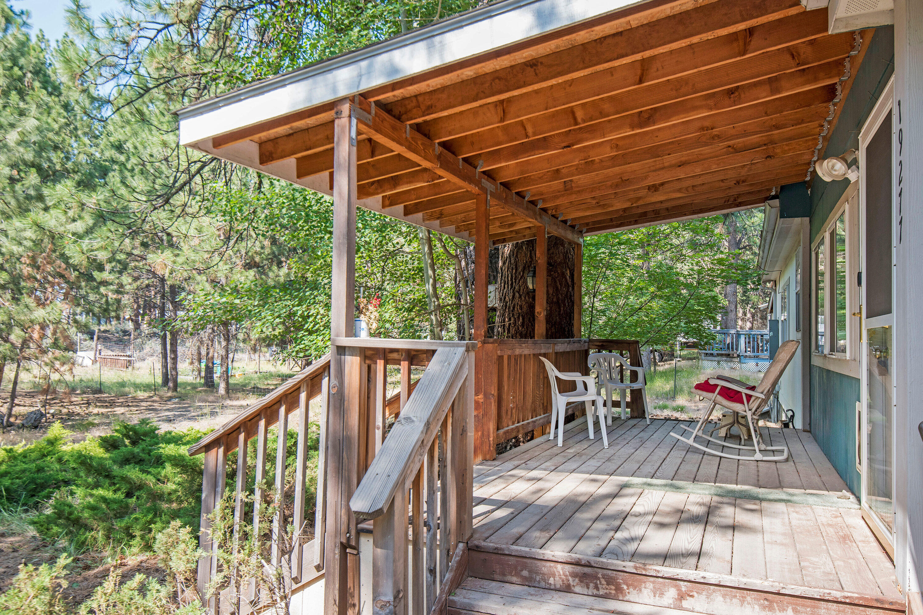 19277 Indian Summer Road Bend, OR 97702 - Photo 17 of 17 Arline porch