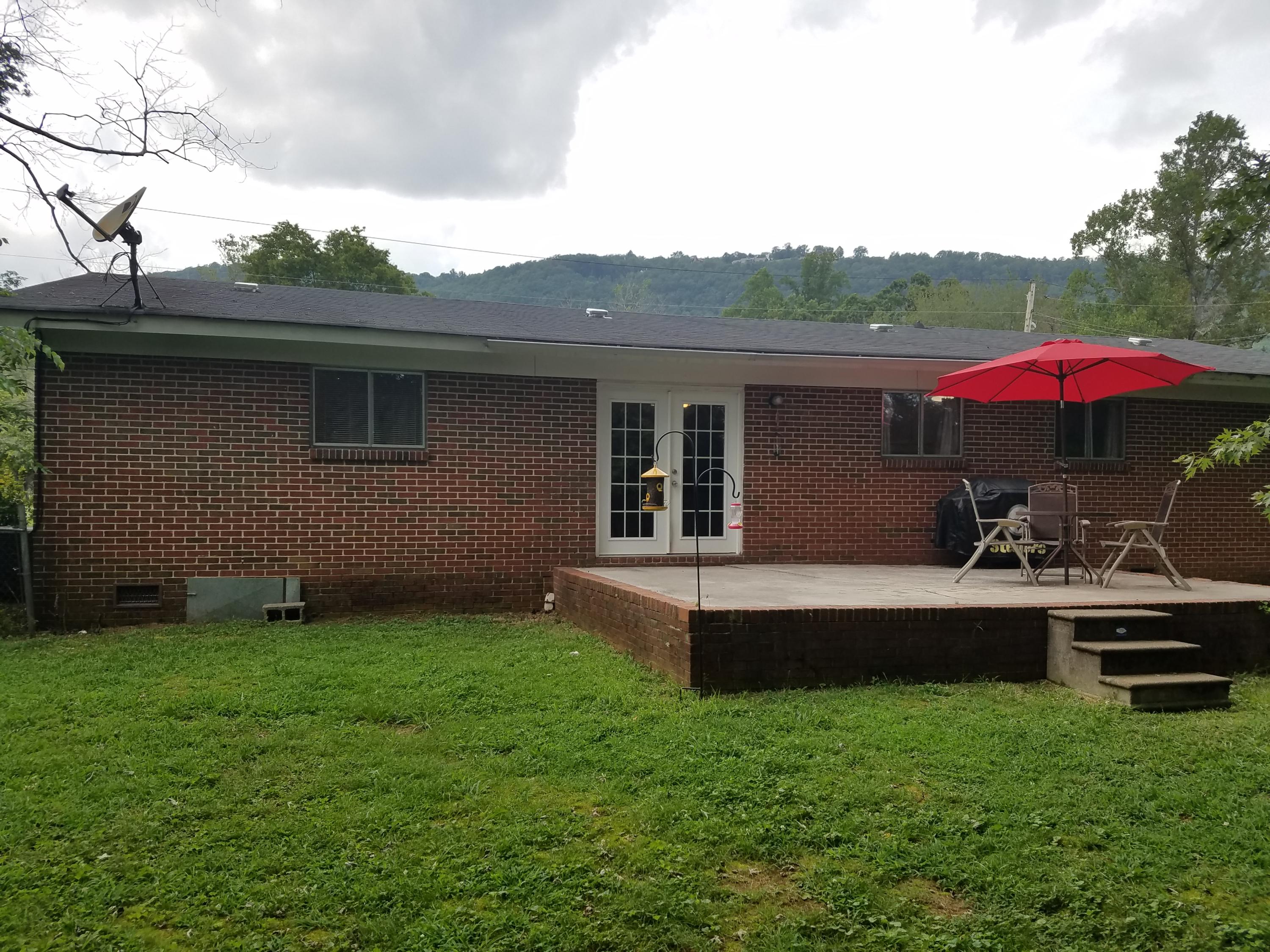 8818 Springfield Road Soddy Daisy, TN 37379 - Photo 2 of 14 20170813_170114
