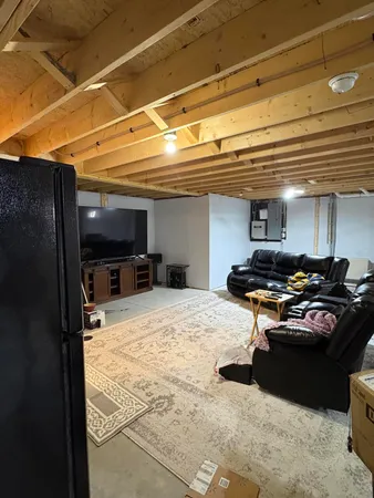 $689,900 | 35 Deerfield Drive, Brunswick, ME 04011