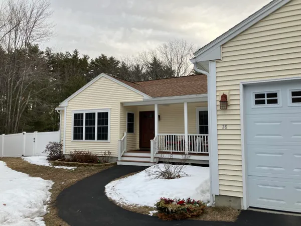 $689,900 | 35 Deerfield Drive, Brunswick, ME 04011