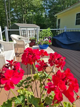 $689,900 | 35 Deerfield Drive, Brunswick, ME 04011