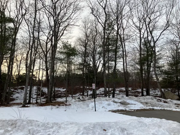 $689,900 | 35 Deerfield Drive, Brunswick, ME 04011