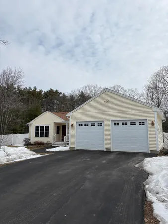 $689,900 | 35 Deerfield Drive, Brunswick, ME 04011