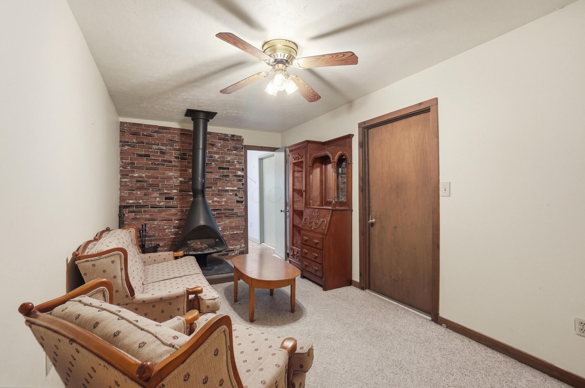 2318 Rodger Road Columbus, OH 43207 - Photo 16 of 41 084