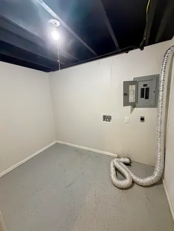 $2,400 | 1441 West 56th Avenue, Merrillville, IN 46410