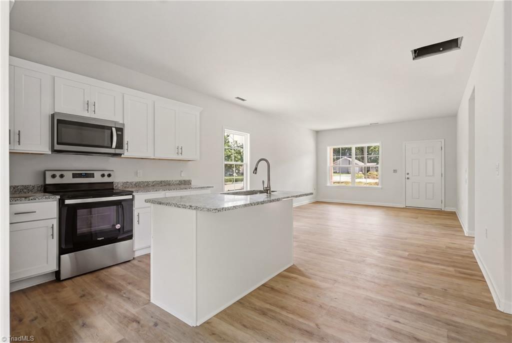 1021 Hickory Chapel Road High Point, NC 27260 - Photo 8 of 23