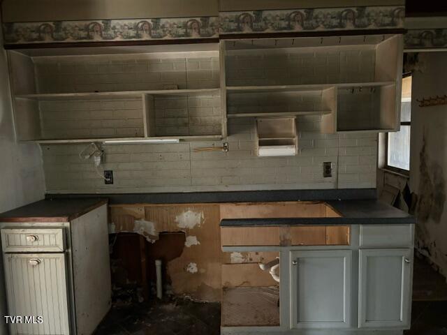 11712 Wallace Pike Bristol, VA 24202 - Photo 10 of 12 wallace pike kitchen 11182024