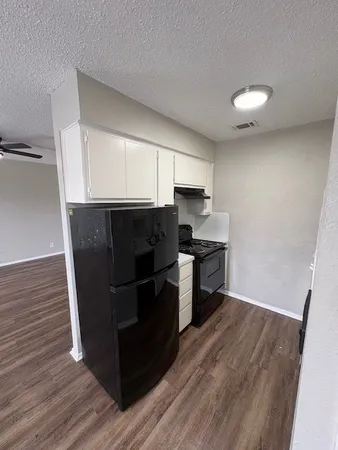 $995 | 5303 St Georges Green, Unit C, Austin, TX 78745