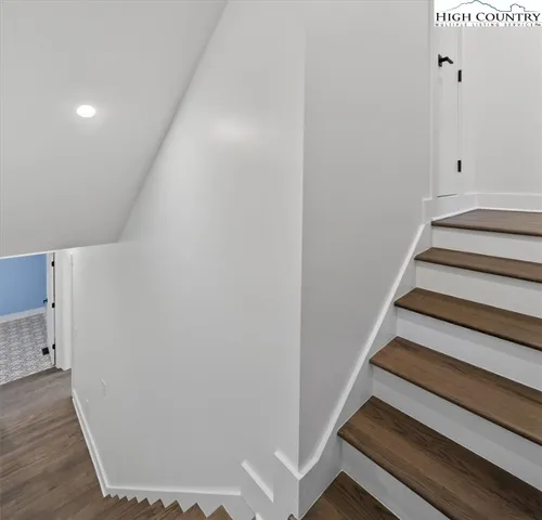 $880,000 | 20 Busic Ridge, Sparta, NC 28675