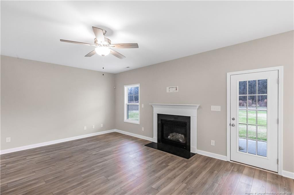 6840 Running Fox Road Hope Mills, NC 28348 - Photo 9 of 32 Photo 9