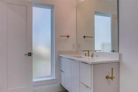 $1,000,000 | 2315 South Vernon Avenue, Dallas, TX 75224