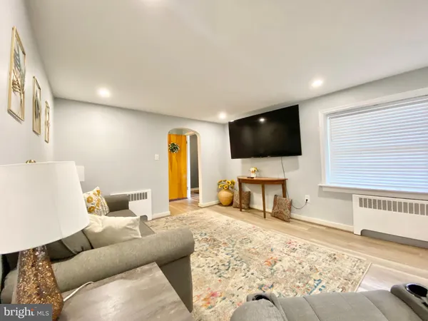 $499,999 | 4412 Bloomfield Avenue, Drexel Hill, PA 19026