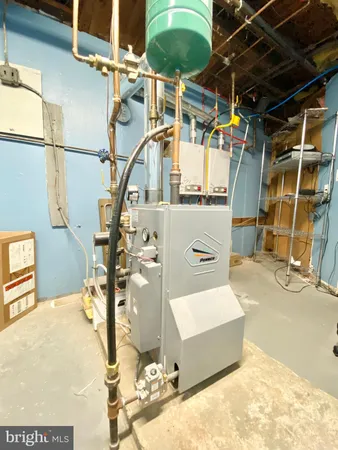 $499,999 | 4412 Bloomfield Avenue, Drexel Hill, PA 19026