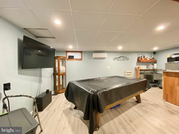 $499,999 | 4412 Bloomfield Avenue, Drexel Hill, PA 19026