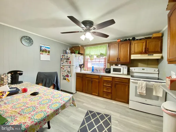 $499,999 | 4412 Bloomfield Avenue, Drexel Hill, PA 19026